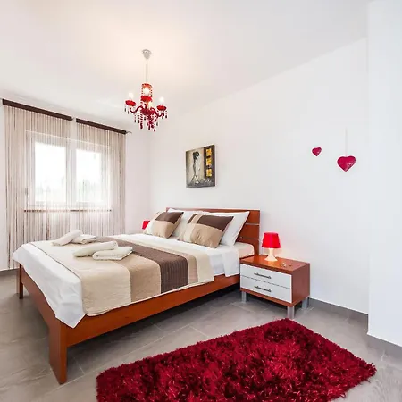 Apartment Awesome In With House Sea View Zdrelac